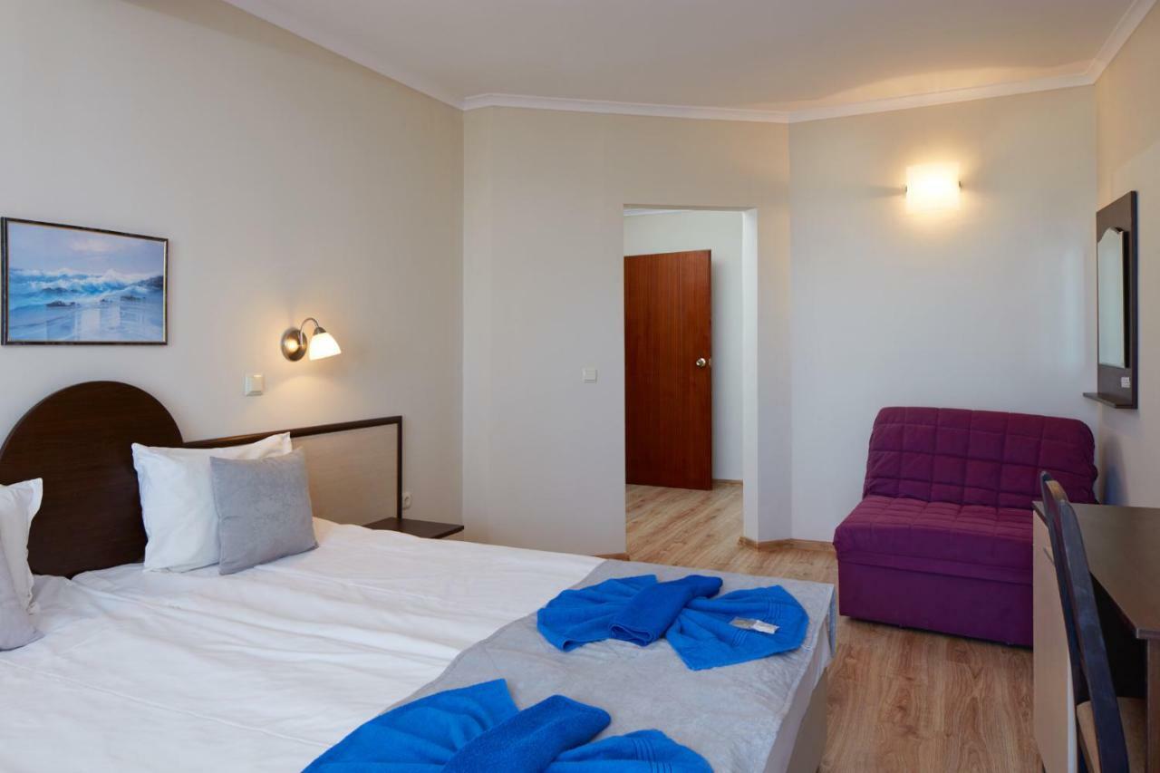 Family Hotel Milev Sveti Vlas Buitenkant foto