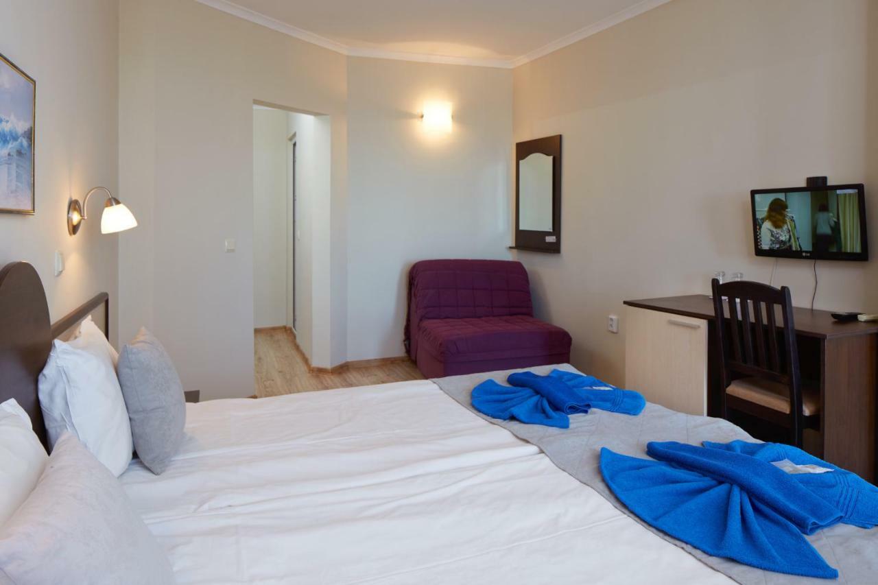 Family Hotel Milev Sveti Vlas Buitenkant foto